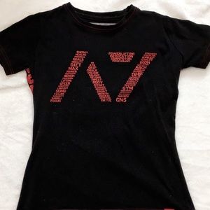 A7 Bar Grip T-shirt size small